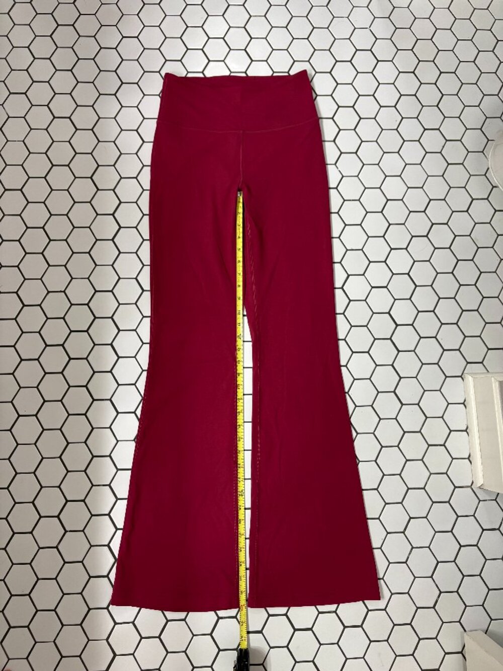 Lululemon Grove Super High Rise Flared Pant Nulu Pomegranate Size 6